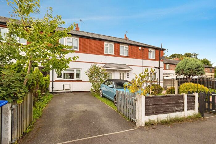 3 Bedroom Terraced House For Sale In Woodhall Avenue, Manchester, Greater Manchester, M20