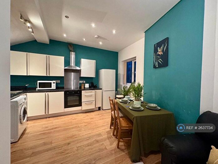 2 Bedroom Flat To Rent In Sheffield, Sheffield, S1