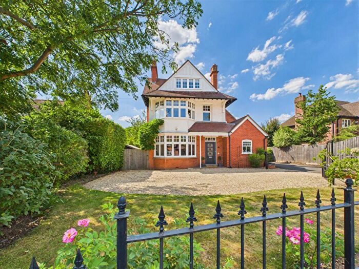 6 Bedroom Detached House For Sale In Maidenhead Road, Stratford-Upon-Avon, CV37