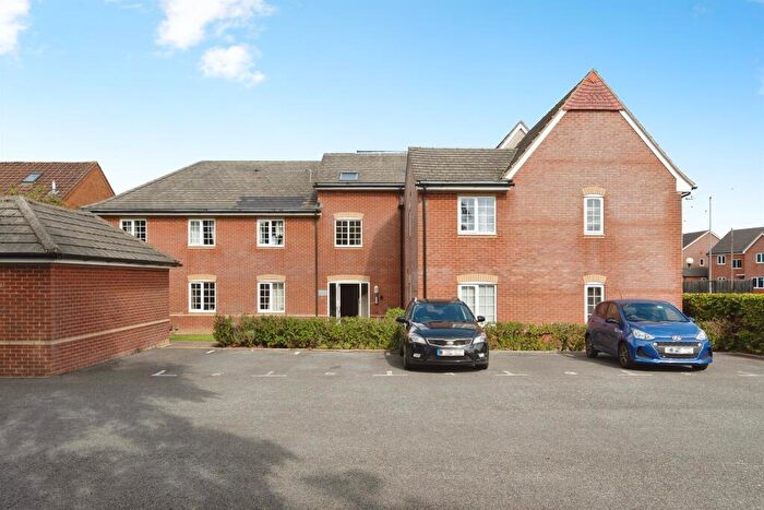 1 Bedroom Flat For Sale In Boscombe Road, Amesbury, Salisbury, SP4