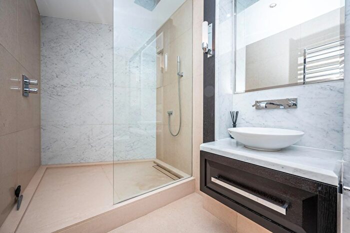 2 Bedroom Flat To Rent In Abel House, John Islip Street, London, SW1P