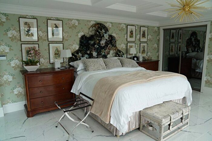 Studio To Rent In Holtye Road, East Grinstead, West Sussex, RH19