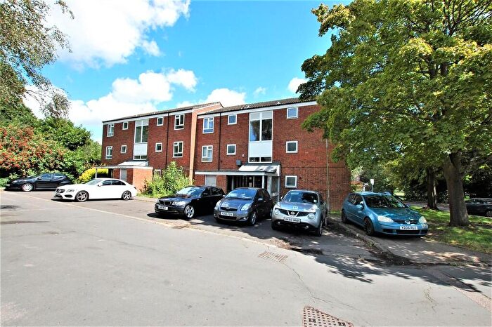 1 Bedroom Flat To Rent In Downsfield, Hatfield, AL10
