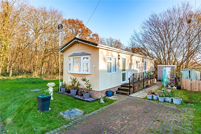 2 Bedroom Detached House For Sale In Temple Grove Park, Bakers Lane, West Hanningfield, Chelmsford, CM2