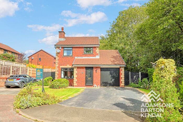 3 Bedroom Detached House For Sale In Thornlea Drive, Norden, OL12