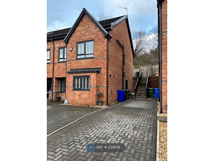 3 Bedroom Semi-Detached House To Rent In Bilberry Place, Rossendale, BB4