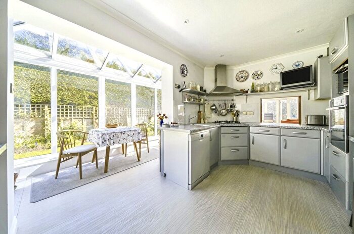 4 Bedroom Detached House For Sale In Budleigh Salterton, Devon, EX9