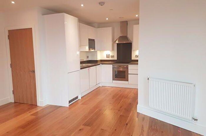 1 Bedroom Apartment To Rent In Sovereign Tower Emily Street, E16