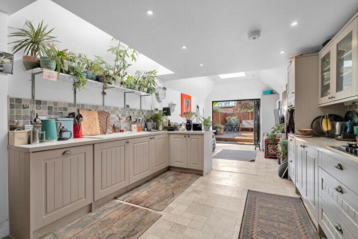 3 Bedroom Terraced House For Sale In Rye Road, Peckham, SE15