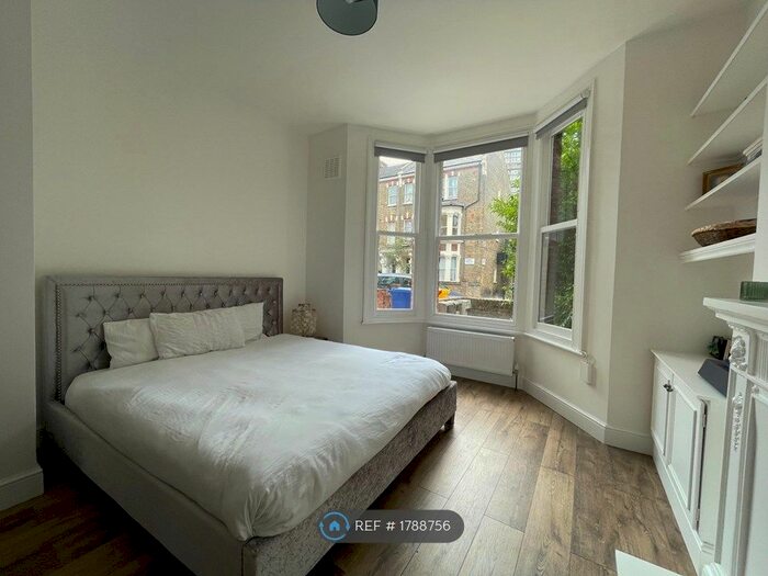 2 Bedroom Flat To Rent In Fermoy Road, London, W9