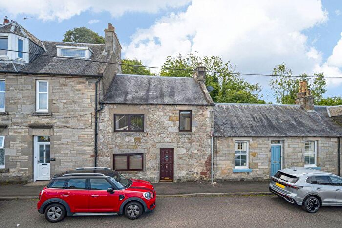 2 Bedroom Terraced House For Sale In North Street, Milnathort, KY13