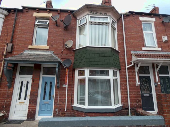 2 Bedroom Flat To Rent In Birchington Avenue, South Shields, Tyne And Wear, NE33
