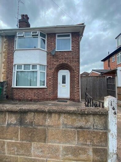 4 Bedroom Property To Rent In Grassington Road, Aspley, Nottingham, NG8