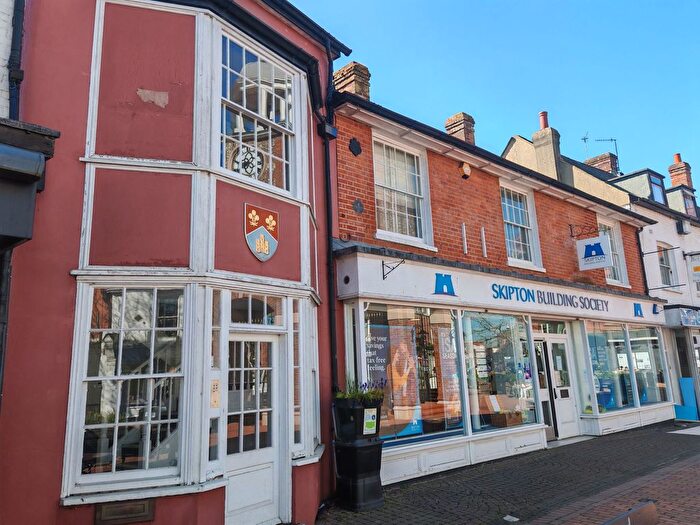 1 Bedroom Property To Rent In Market Square, Chesham, HP5