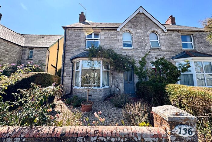 3 Bedroom Semi-Detached House For Sale In Corfe Castle, BH20
