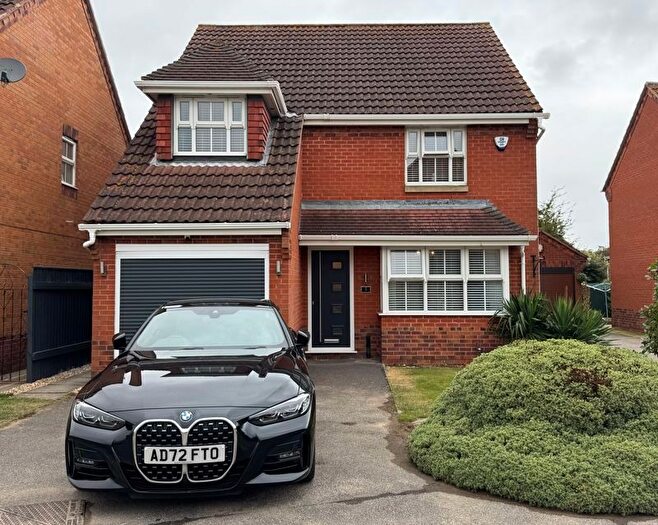 4 Bedroom Detached House For Sale In Pendeen Close, New Waltham, Grimsby, DN36