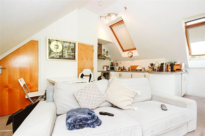 1 Bedroom Apartment To Rent In Bull Lane, Crews Hole Road, Bristol, BS5