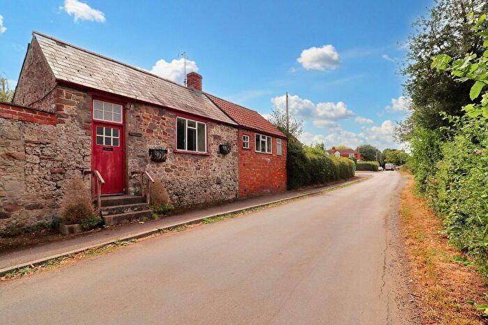 2 Bedroom Detached House For Sale In Westmarsh Lane, Oldbury-On-Severn, BS35