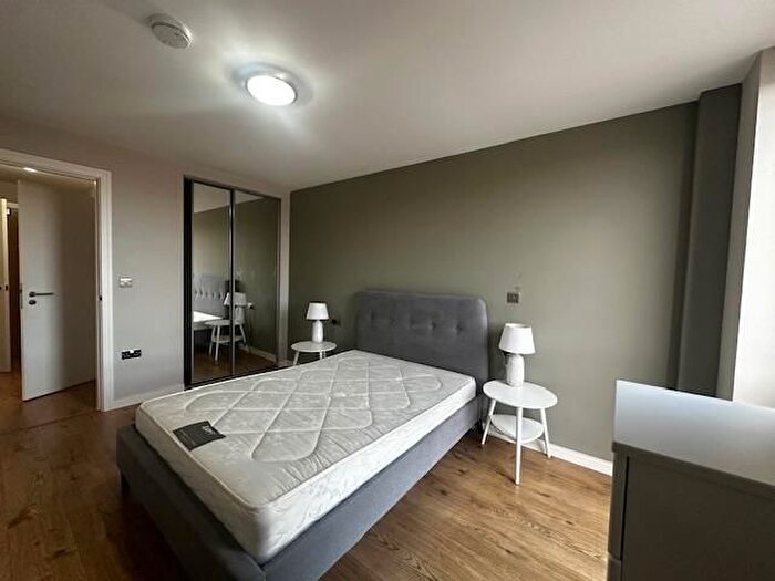 1 Bedroom Flat To Rent In Jesse Hartley Way, Liverpool, L3