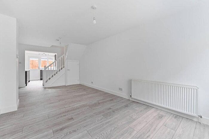 2 Bedroom End Terrace House To Rent In Laud Street, Central Croydon, Croydon, CR0