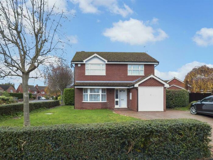 4 Bedroom Detached House To Rent In Winston Close, Stratford-upon-Avon, CV37
