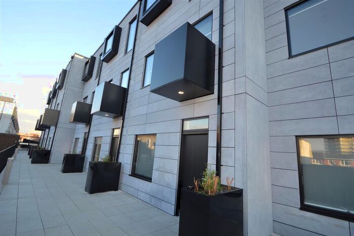 4 Bedroom Property To Rent In Guest Street, Stubbs Mews, New Islington, Manchester, M4