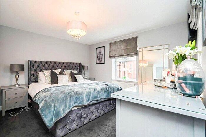 4 Bedroom Detached House For Sale In Hillcrest Drive, Branton, DN3