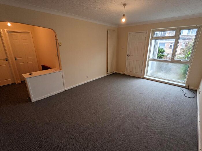 2 Bedroom Flat To Rent In Barrasford Road, Newton Hall, Durham, DH1