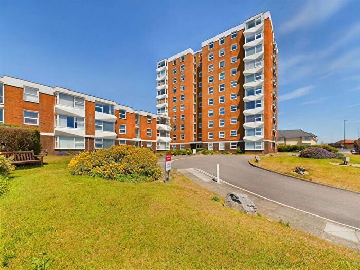 2 Bedroom Flat For Sale In West End Way, Lancing, BN15