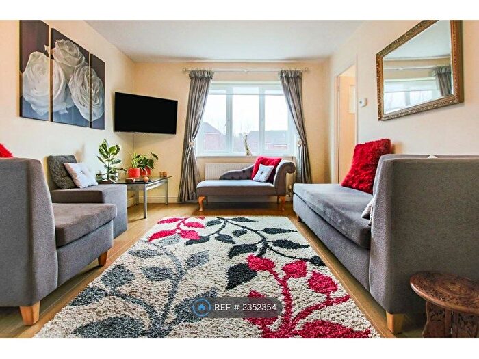 1 Bedroom Flat To Rent In St. Leonards Park, East Grinstead, RH19