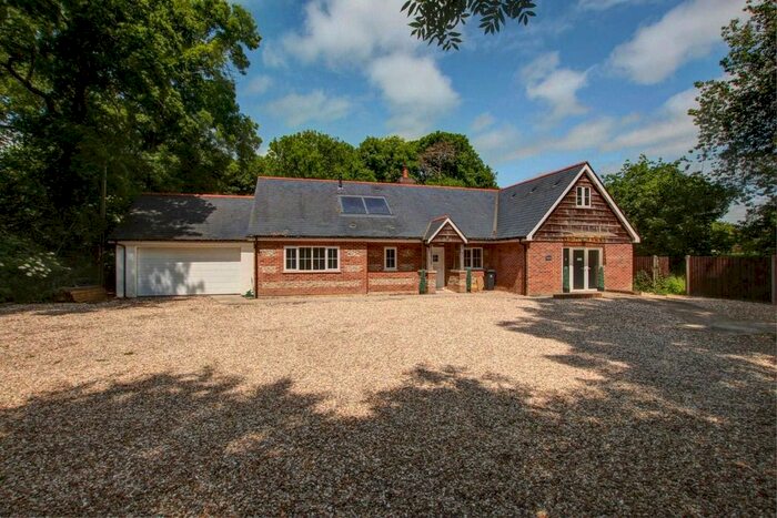 4 Bedroom Bungalow For Sale In Tarrant Hinton, Tarrant Hinton, DT11