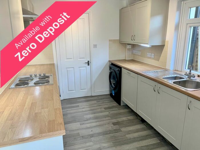 3 Bedroom Property To Rent In Market Street, Eastleigh, SO50