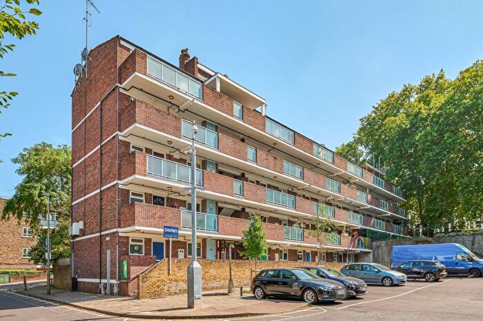 1 Bedroom Flat For Sale In Gideon Road, Battersea, SW11