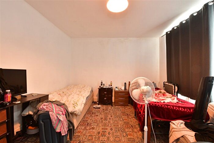 3 Bedroom Semi-Detached House For Sale In Ley Street, Ilford, Essex, IG1