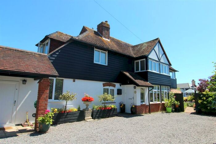 3 Bedroom House To Rent In Old Street, Hill Head, PO14