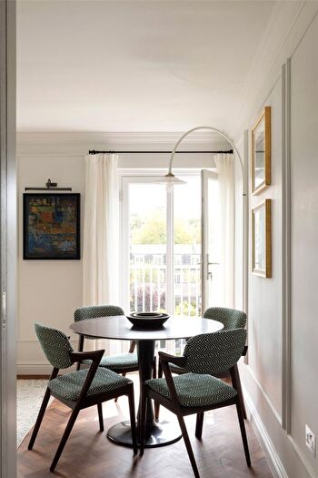 1 Bedroom Flat For Sale In Ladbroke Square, London, W11