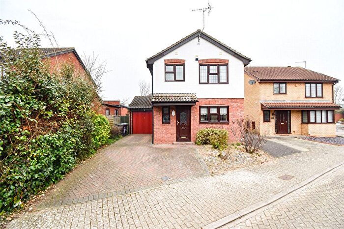 3 Bedroom Detached House To Rent In Field View, Bar Hill, Cambridge, CB23