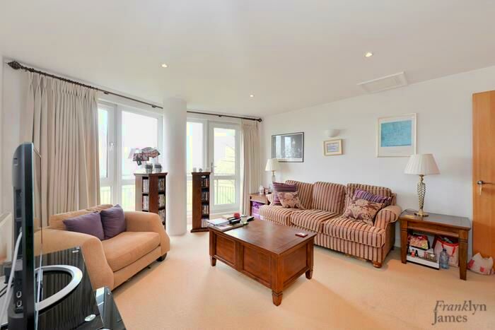 1 Bedroom Apartment To Rent In New Atlas Wharf, Docklands, E14