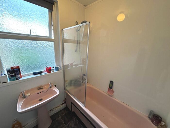 4 Bedroom Block Of Apartments For Sale In Marton Drive, Blackpool, FY4