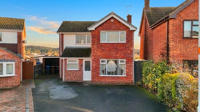 3 Bedroom Detached House For Sale In Carlton Close, Cheadle, ST10