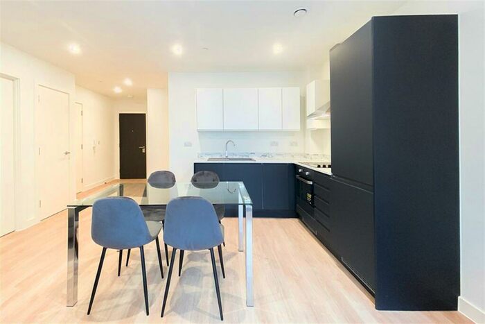 2 Bedroom Apartment To Rent In Laurence Place, New Kings Head Yard, M3