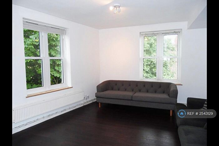 2 Bedroom Flat To Rent In Benbow Street, London, SE8