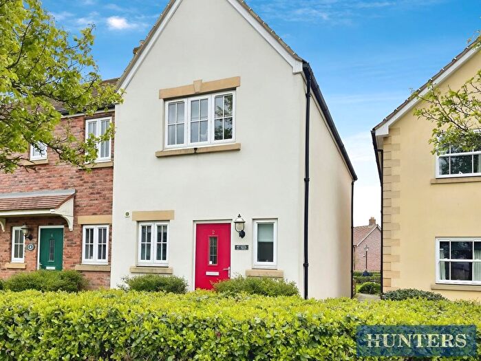 2 Bedroom End Of Terrace House For Sale In Sunrise Drive, Filey, YO14