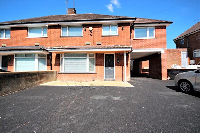 5 Bedroom Semi Detached House For Sale In Dolbery Road North, Poole, BH12