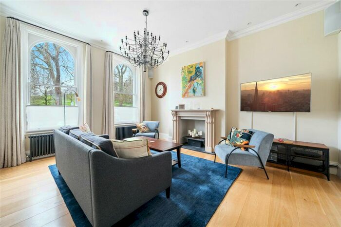 3 Bedroom Maisonette To Rent In Regents Park Road, London, NW1
