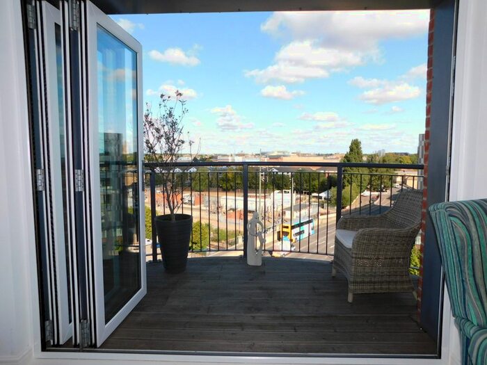 2 Bedroom Flat To Rent In Hawksbill Way, Fletton, Peterborough, PE2