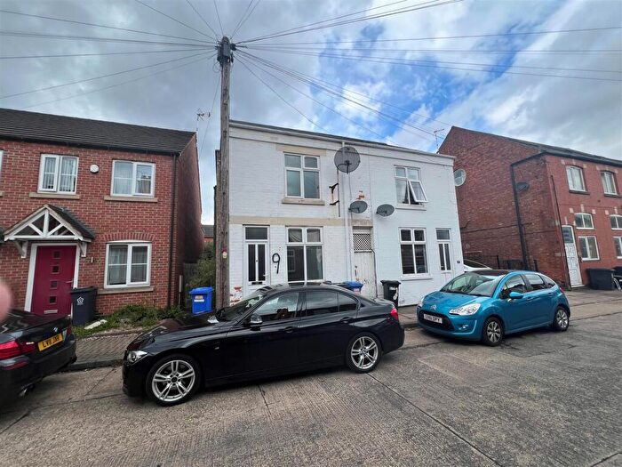 3 Bedroom House For Sale In Percy Road, Leicester, LE2