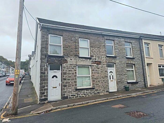 1 Bedroom Flat To Rent In Richard Street, Cilfynydd, Pontypridd, CF37