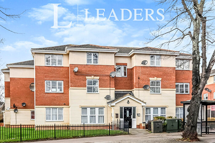 2 Bedroom Flat To Rent In Gillespie Close, Bedford, MK42