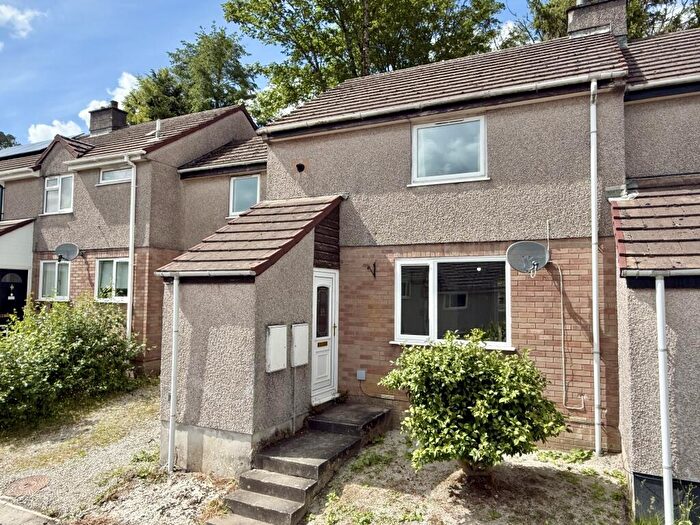 3 Bedroom Terraced House For Sale In Tavistock, PL19
